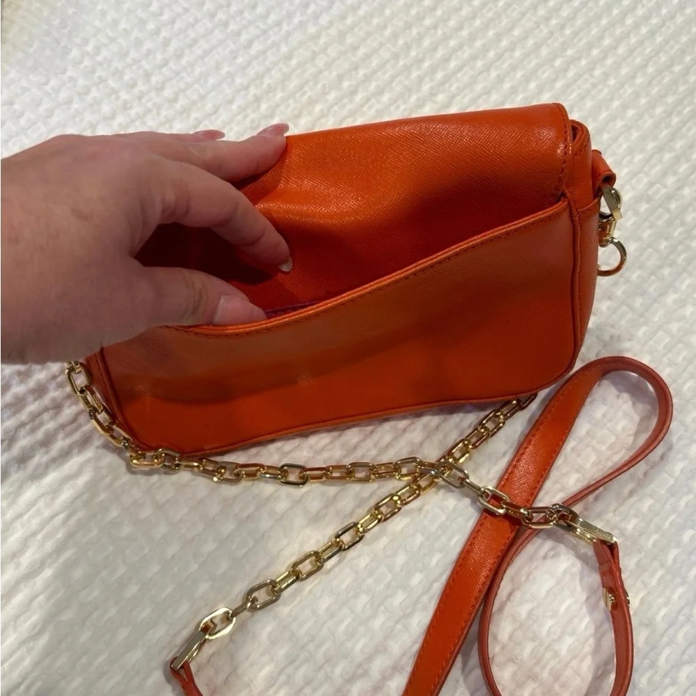 Tory Burch Robinson Orange mini crossbody bag With Gold Hardware Chain